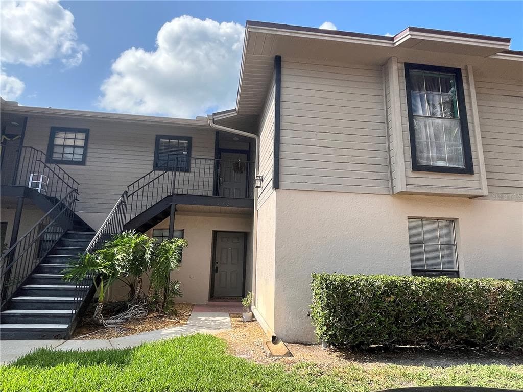 4008 ASHFORD GREEN PLACE UNIT F101 TAMPA, FL 33613