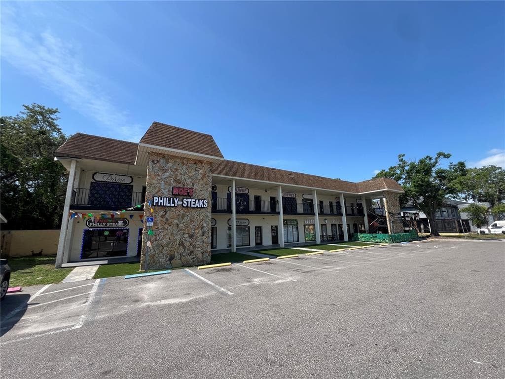 4819 E BUSCH BOULEVARD TAMPA, FL 33617