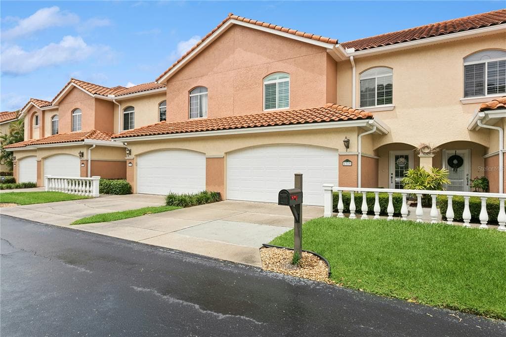 6319R VISTA VERDE DRIVE E GULFPORT, FL 33707