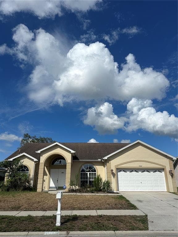 13632 DEVENTER CT.
