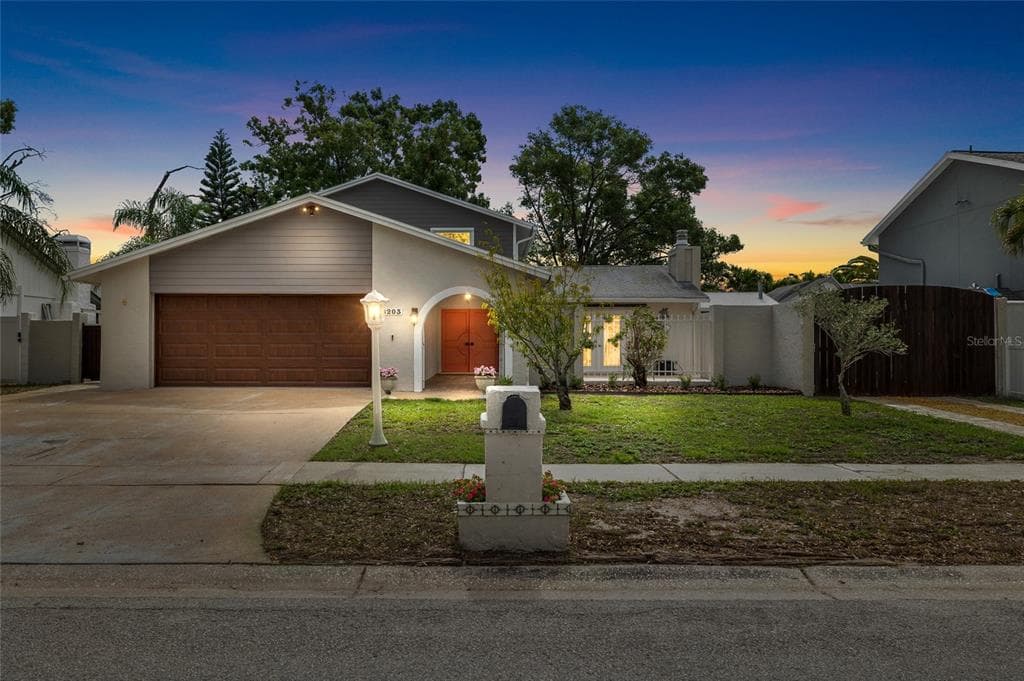 8203 KIRKWOOD DRIVE