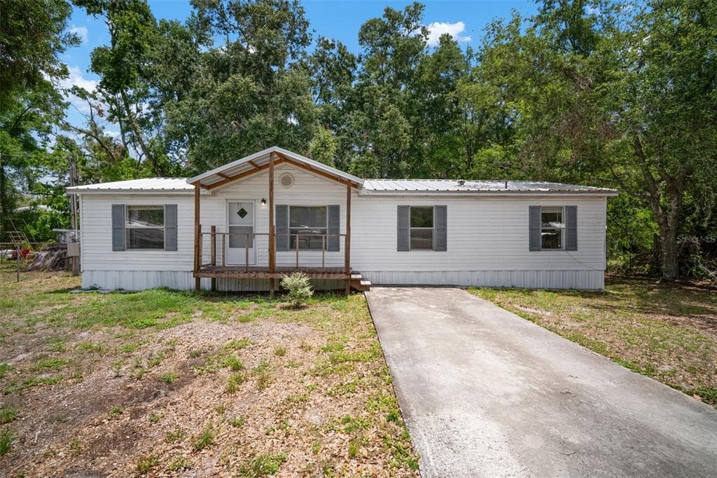 14911 N 24TH STREET LUTZ, FL 33549