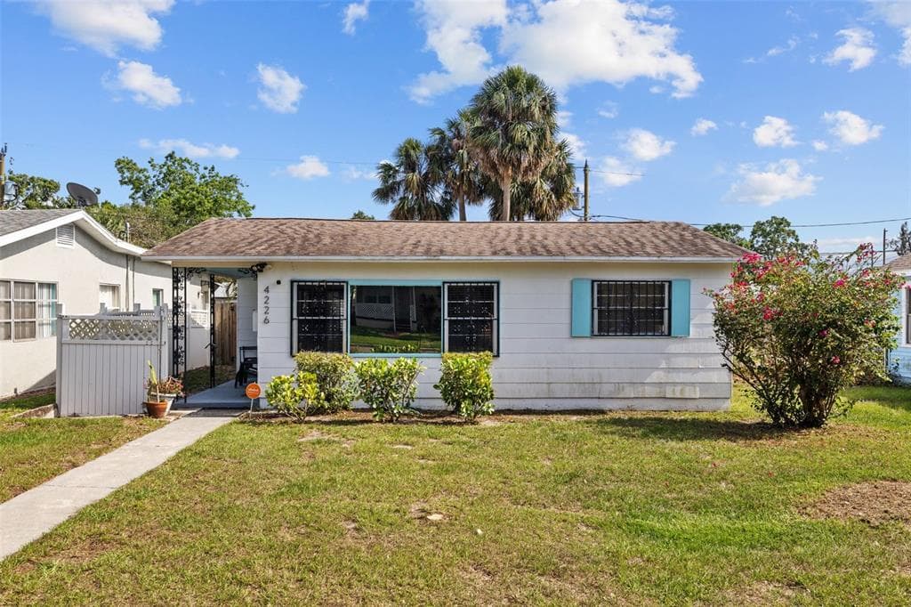 4226 4TH AVENUE S ST PETERSBURG, FL 33711