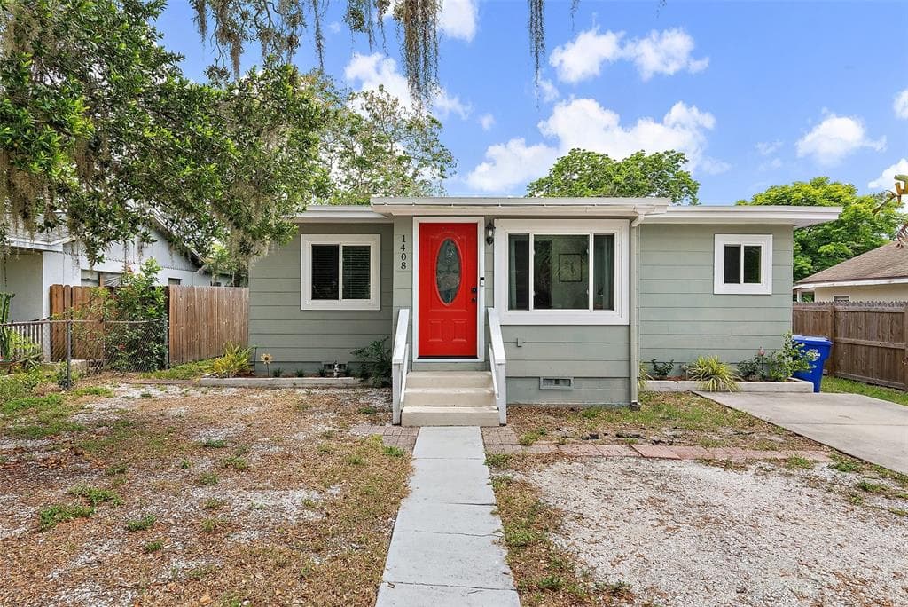 1408 MICHIGAN AVENUE PALM HARBOR, FL 34683