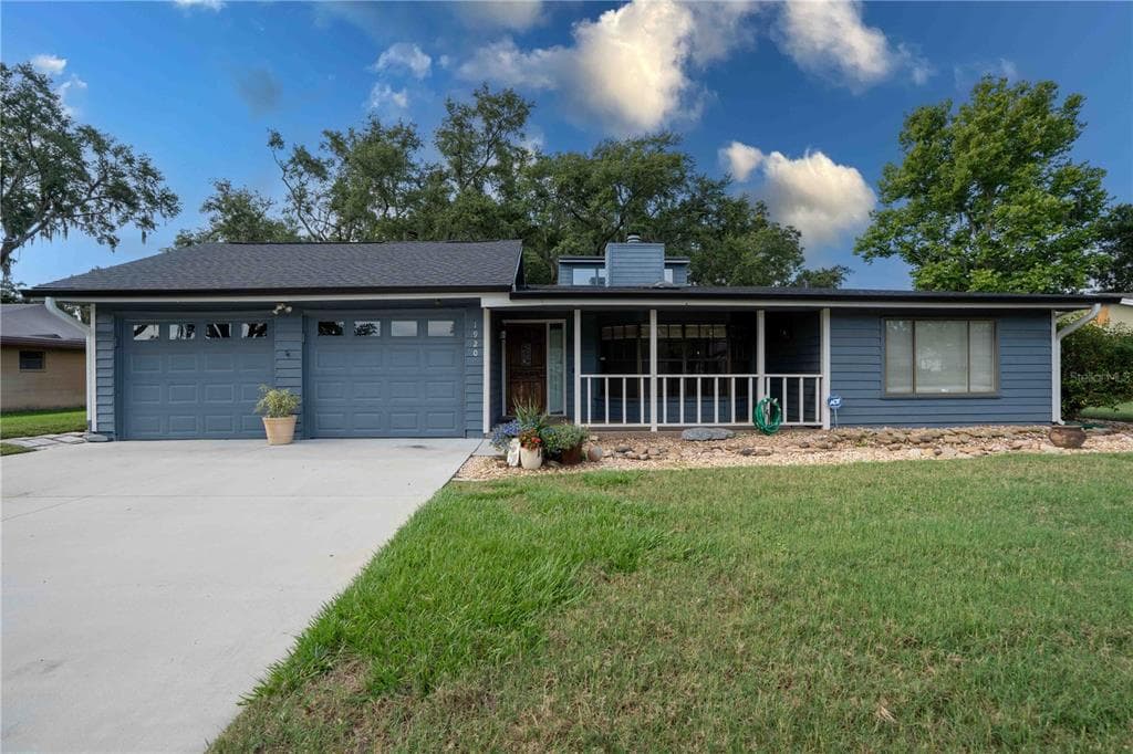 1920 INDIAN TRAILS COURT LAKELAND, FL 33813