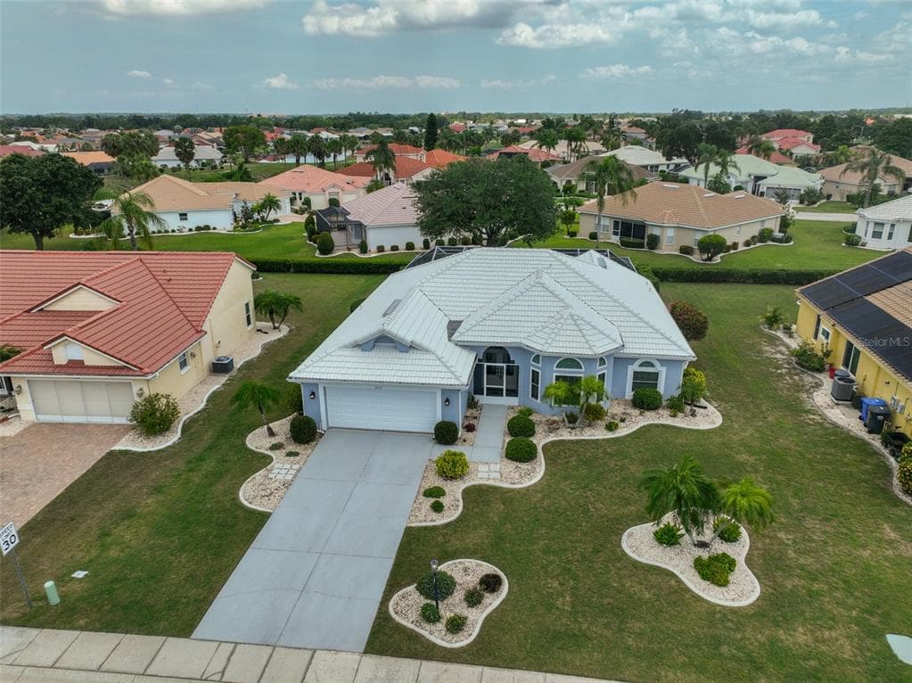 2252 NEW BEDFORD DRIVE SUN CITY CENTER, FL 33573