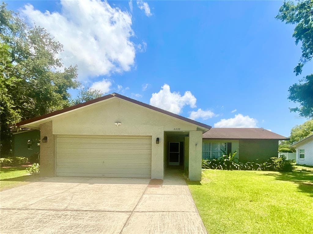 2239 TULIP TREE LANE CLEARWATER, FL 33763