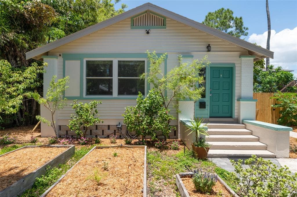 2451 2ND AVENUE N ST PETERSBURG, FL 33713
