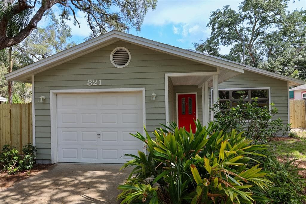 821 6TH STREET S SAFETY HARBOR, FL 34695
