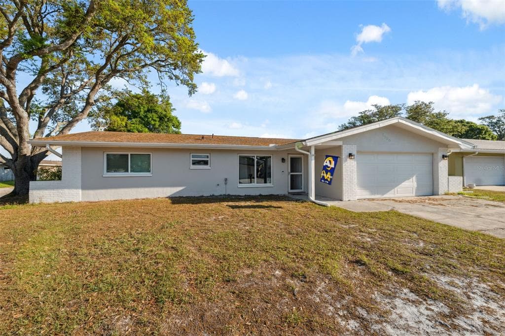 1700 IRONWOOD COURT E OLDSMAR, FL 34677