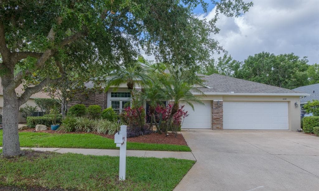 5050 SILVER CHARM TERRACE WESLEY CHAPEL, FL 33544