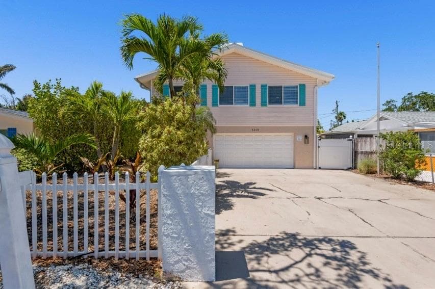 1210 BAY PINE BOULEVARD INDIAN ROCKS BEACH, FL 33785