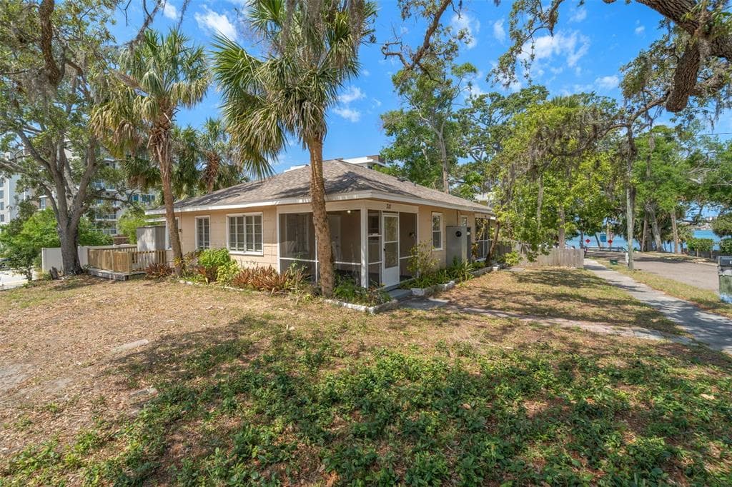 311 CEDAR STREET CLEARWATER, FL 33755
