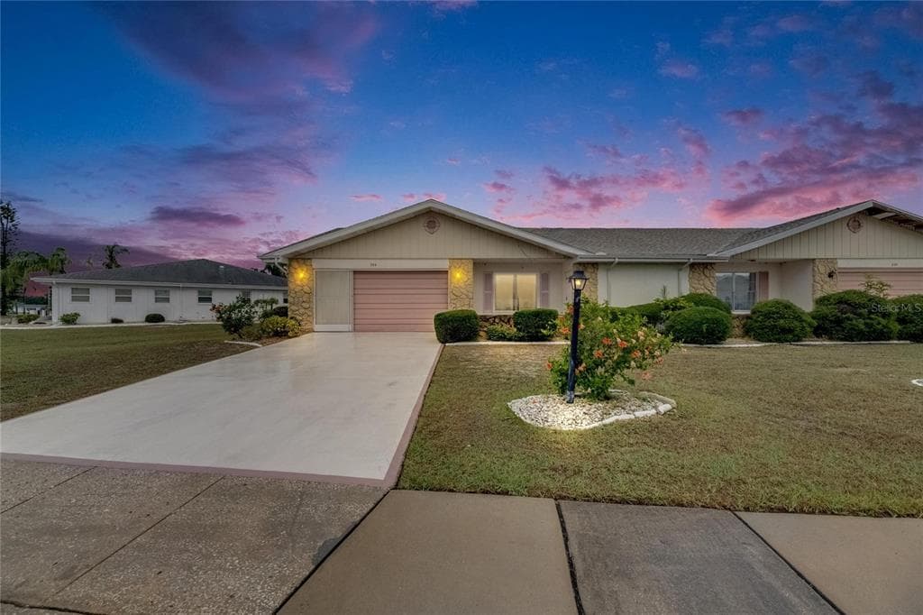 339 CLUB MANOR DRIVE SUN CITY CENTER, FL 33573