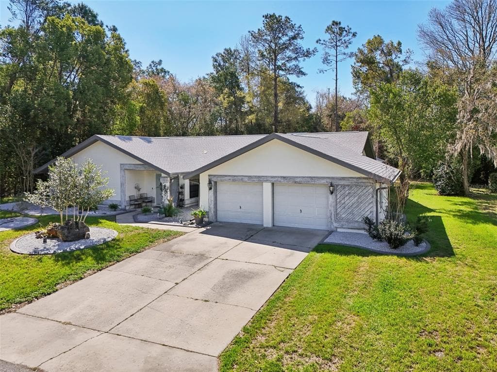 54 PINE DRIVE HOMOSASSA, FL 34446
