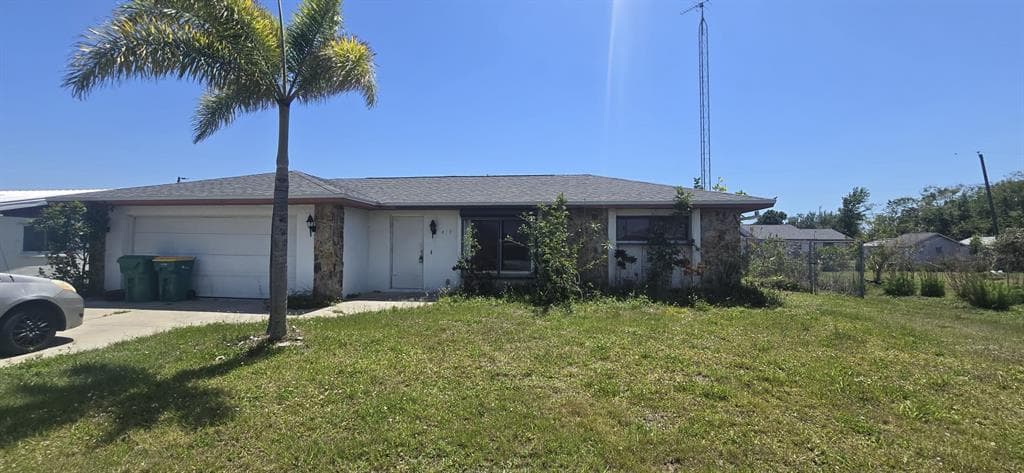 417 CYPRESS AVENUE NW PORT CHARLOTTE, FL 33952