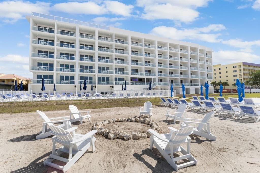 11500 GULF BOULEVARD UNIT 513 TREASURE ISLAND, FL 33706