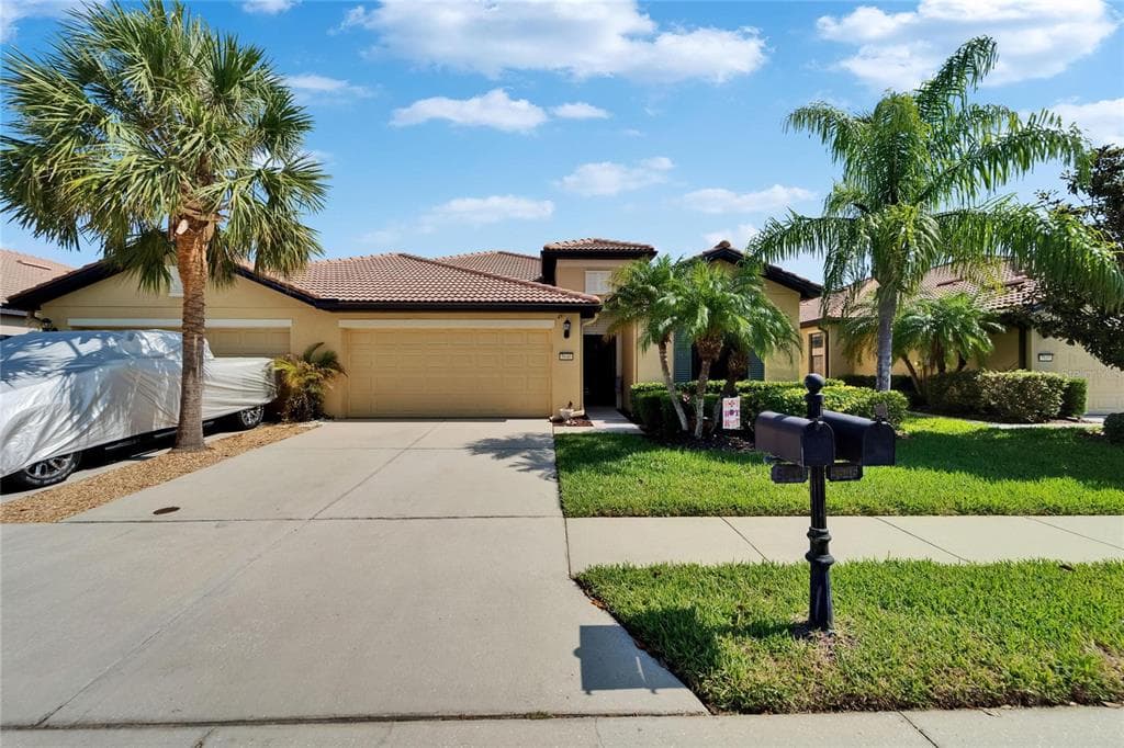 5646 SUNSET FALLS DRIVE APOLLO BEACH, FL 33572