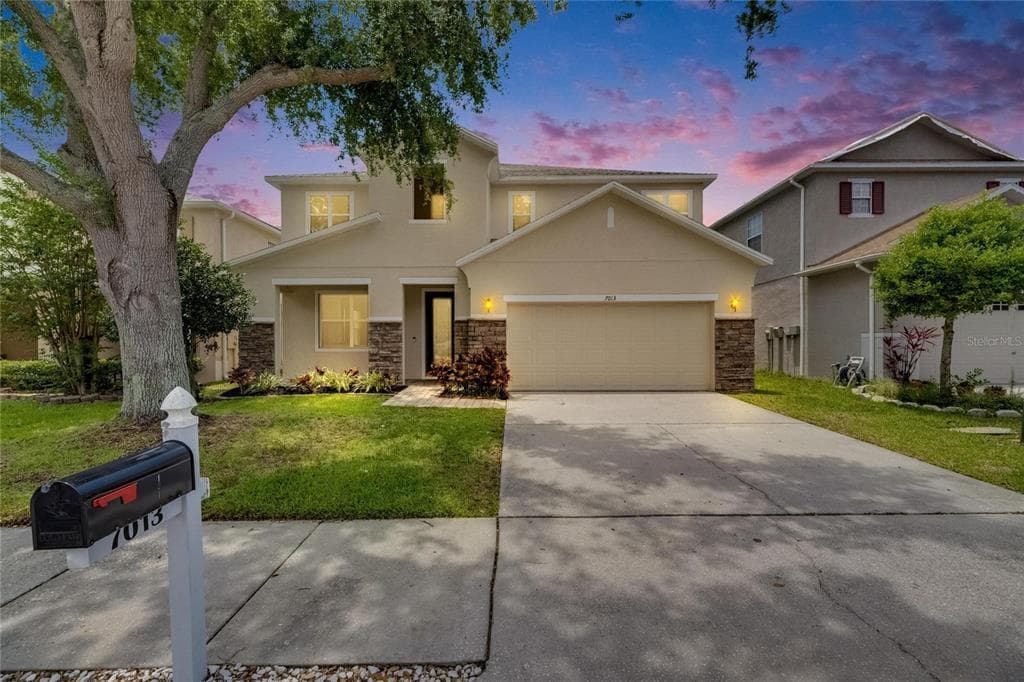 7013 EARLY GOLD LANE RIVERVIEW, FL 33578
