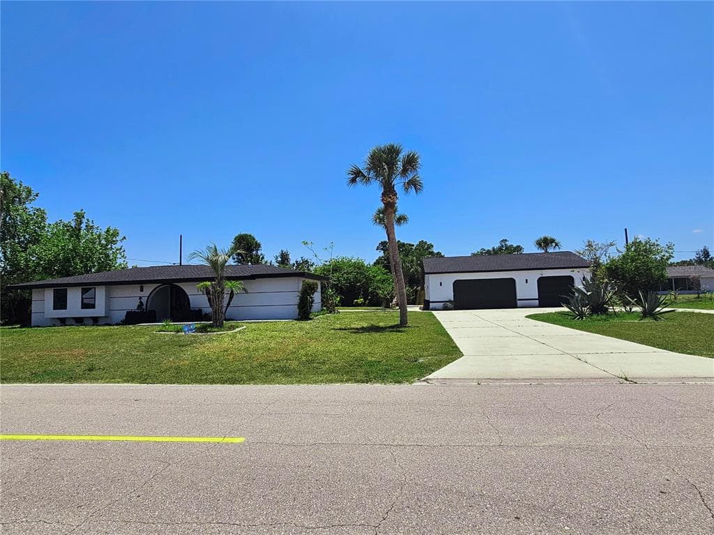 20295 LORENZO AVENUE PORT CHARLOTTE, FL 33952