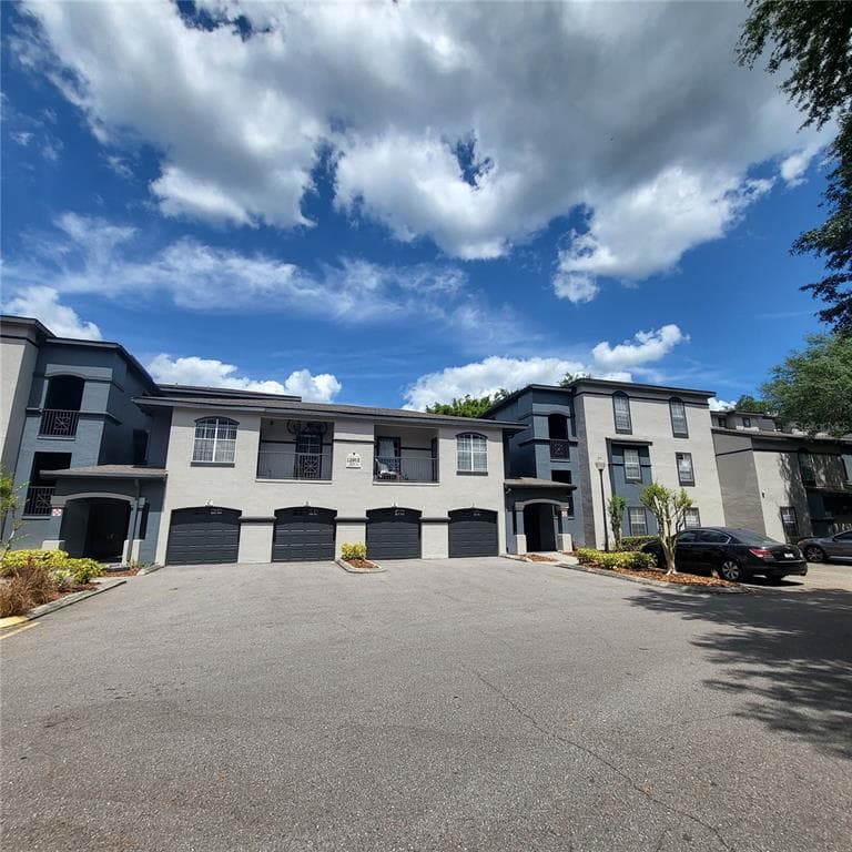 12912 ARBOR ISLE DRIVE UNIT 204 TEMPLE TERRACE, FL 33637