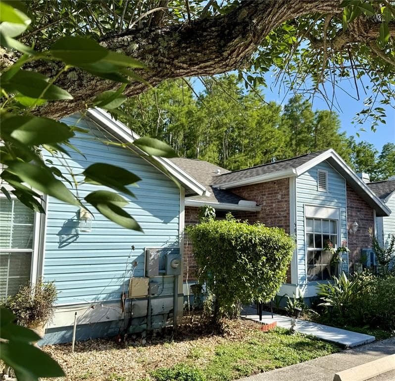 5804 RED CEDAR LANE UNIT 5804 TAMPA, FL 33625