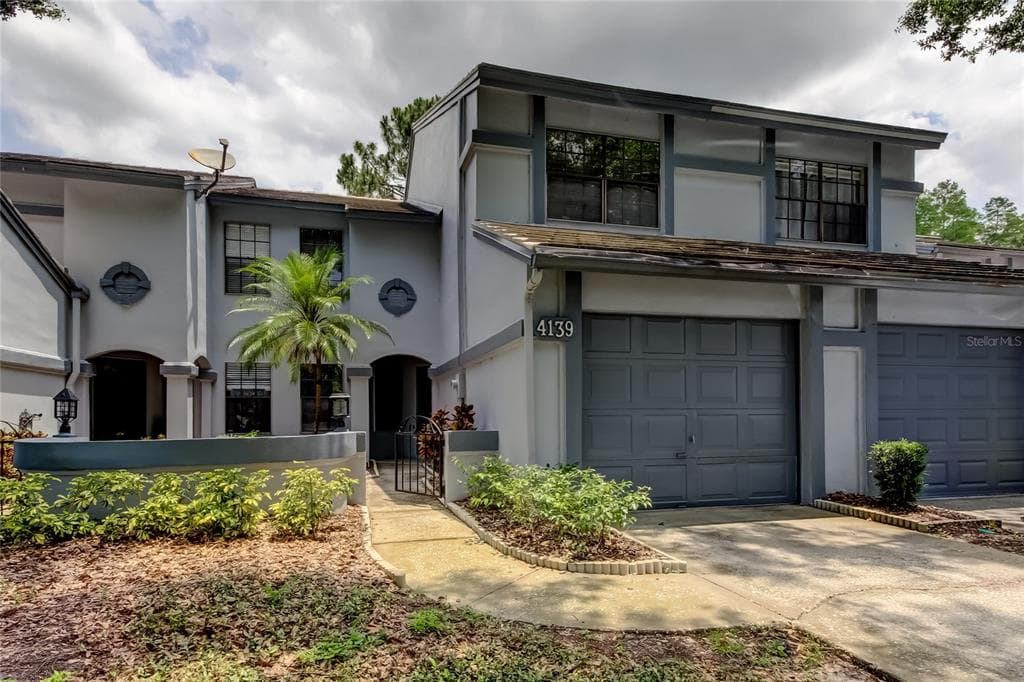4139 BRENTWOOD PARK CIRCLE TAMPA, FL 33624