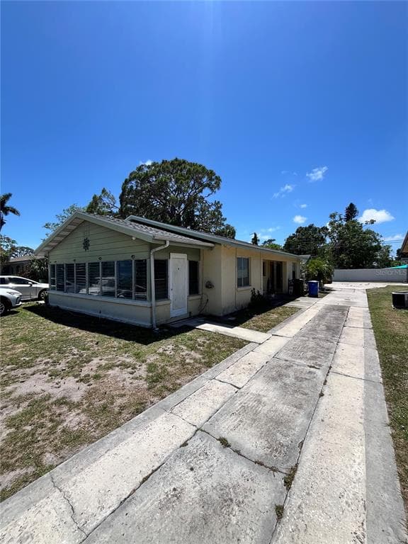 1708 28TH STREET W BRADENTON, FL 34205