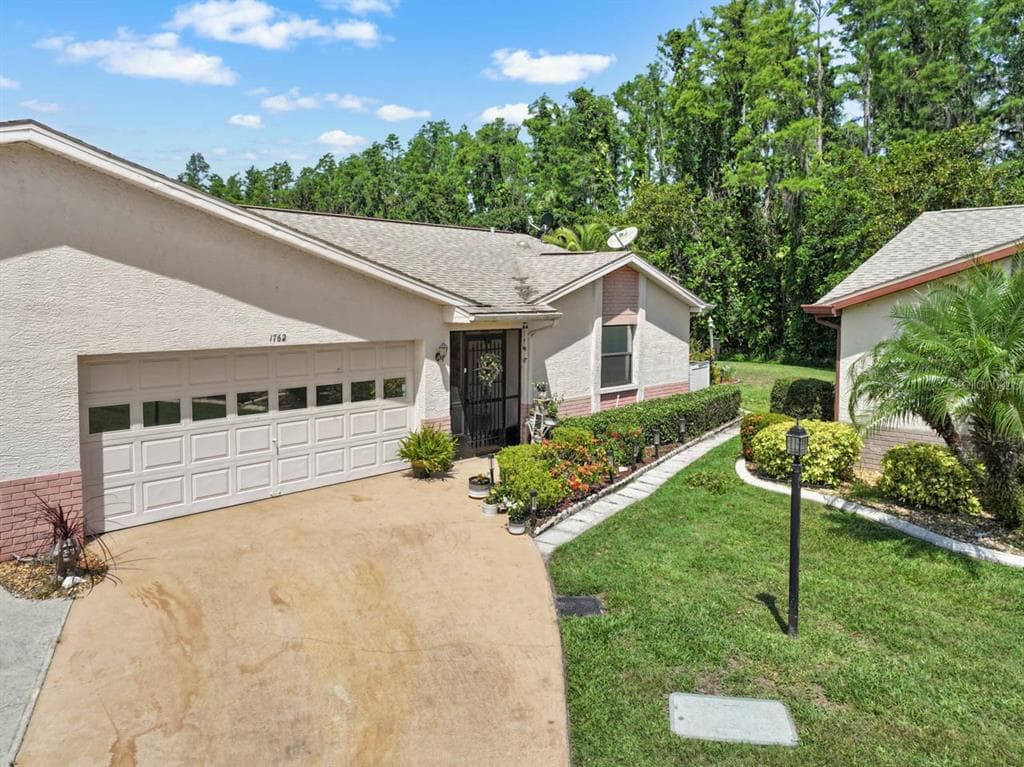 1762 ATRIUM DRIVE SUN CITY CENTER, FL 33573