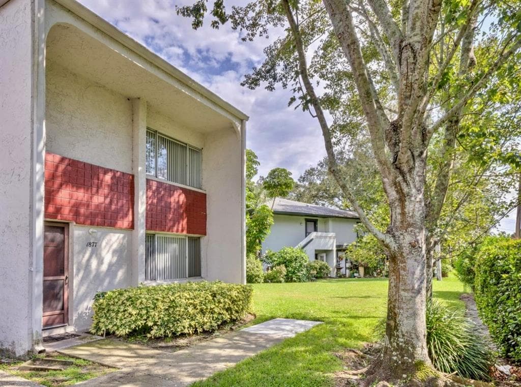 1877 PINE CONE CIRCLE CLEARWATER, FL 33760