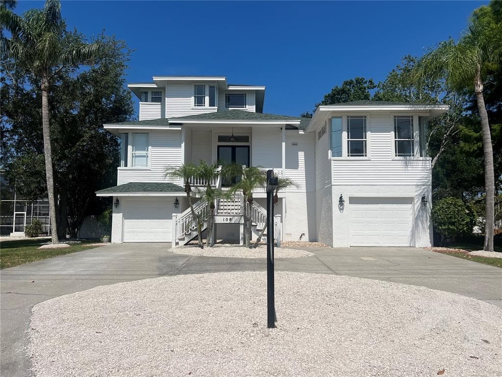 108 PETERSON LANE PALM HARBOR, FL 34683