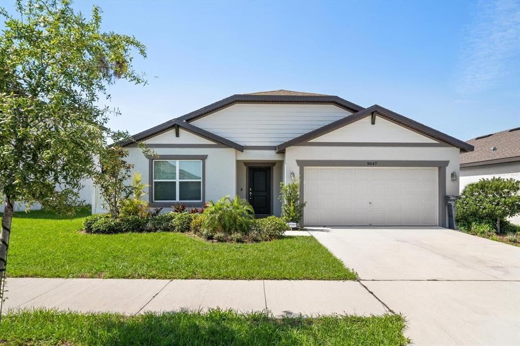 9647 SUMMERS CAY CIRCLE THONOTOSASSA, FL 33592