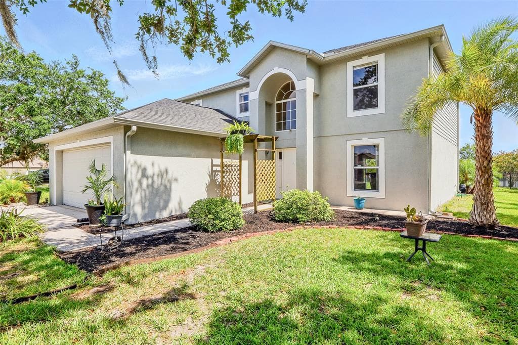 31747 LOCH ALINE DRIVE WESLEY CHAPEL, FL 33545