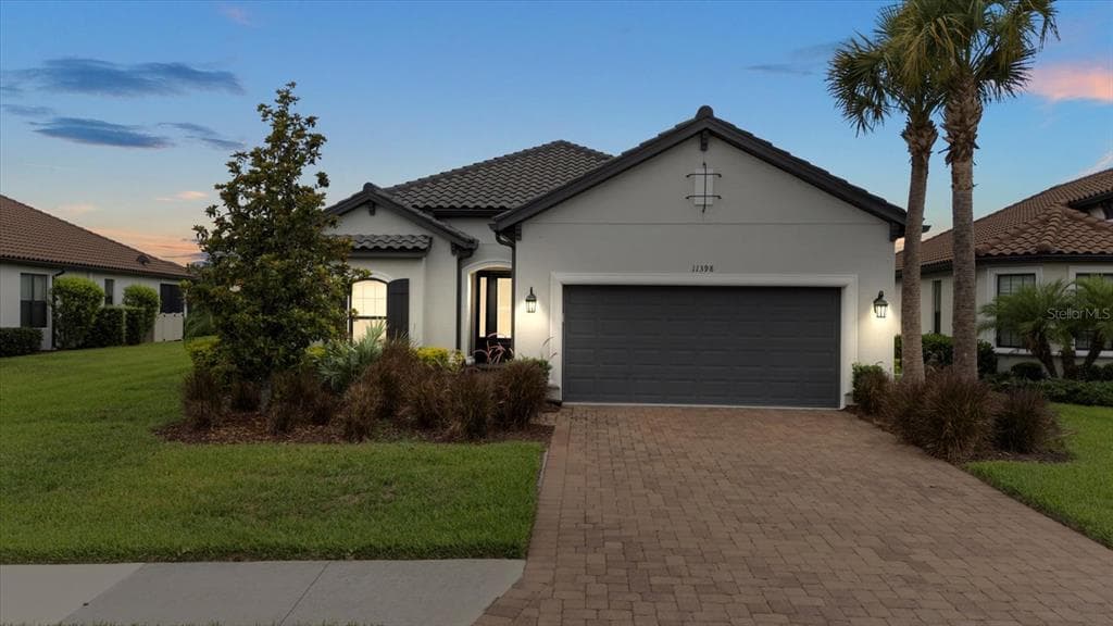11398 JUGLANS DRIVE ODESSA, FL 33556