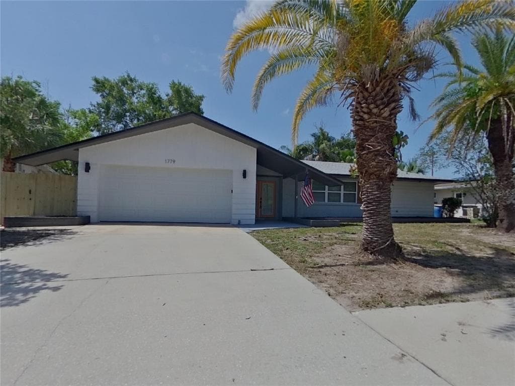 1779 UNION STREET CLEARWATER, FL 33755