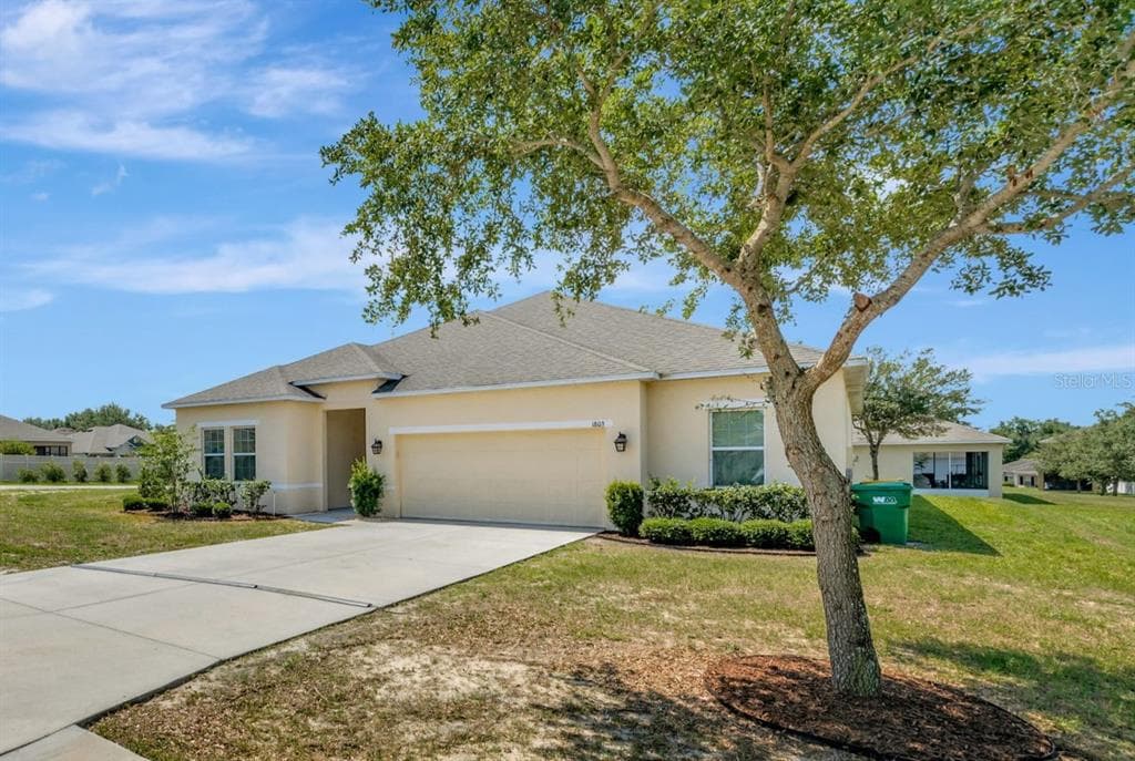 1803 DAYBREAK DRIVE FRUITLAND PARK, FL 34731