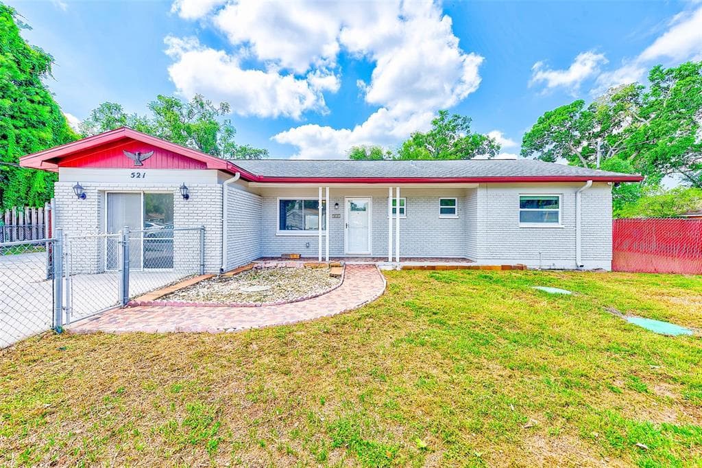 521 E LUMSDEN ROAD BRANDON, FL 33511