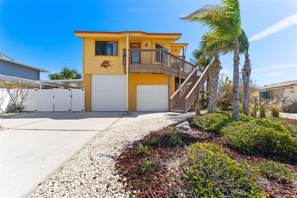 13514 GARRIS DRIVE HUDSON, FL 34667