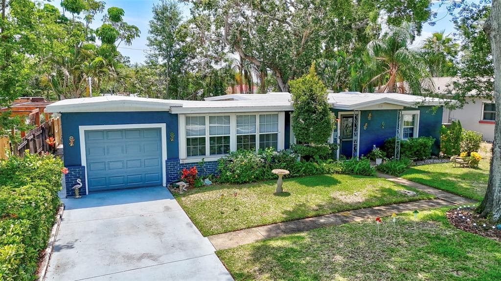 1115 45TH STREET N ST PETERSBURG, FL 33713