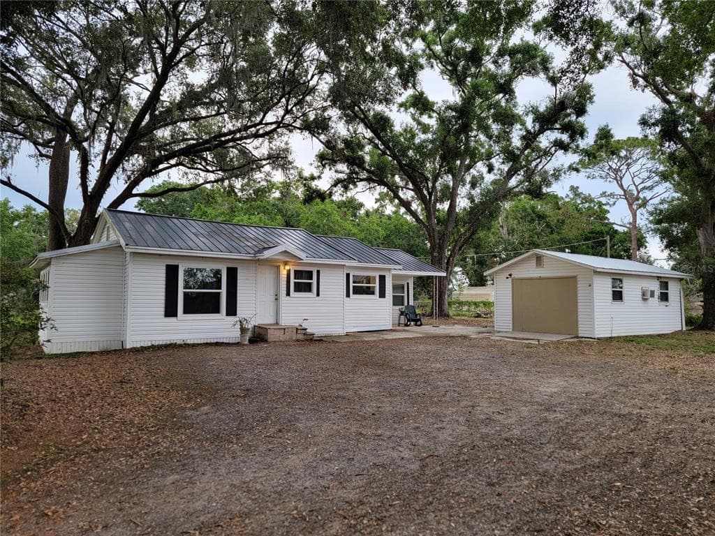 5535 PEACH AVENUE SEFFNER, FL 33584