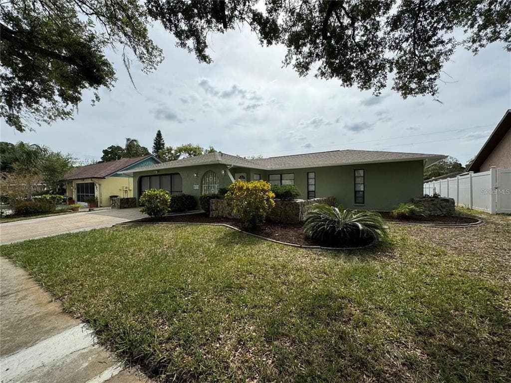 8725 ARUBA LANE PORT RICHEY, FL 34668