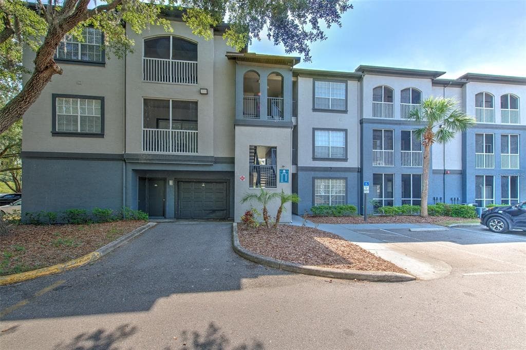 13025 SANCTUARY COVE DRIVE UNIT 301 TEMPLE TERRACE, FL 33637
