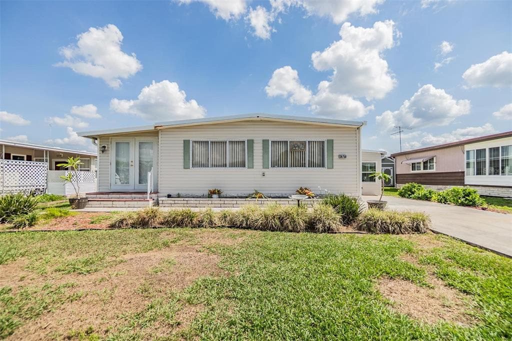 36750 BETH AVENUE ZEPHYRHILLS, FL 33542