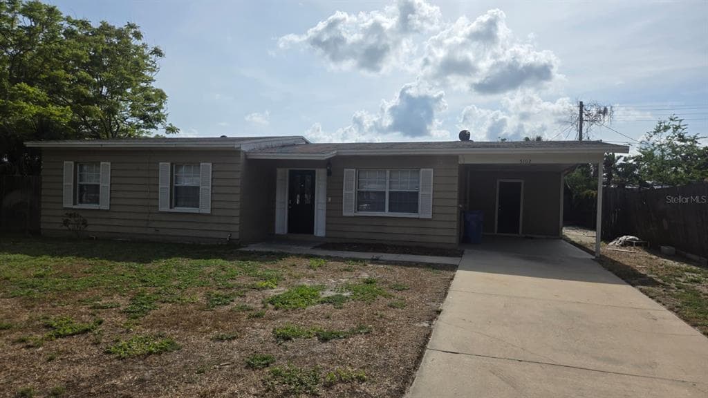 5102 MURRAY HILL DRIVE TAMPA, FL 33615