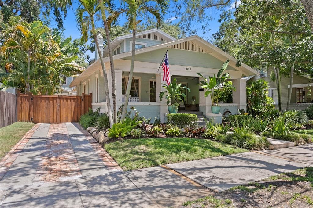 1805 W JETTON AVENUE TAMPA, FL 33606