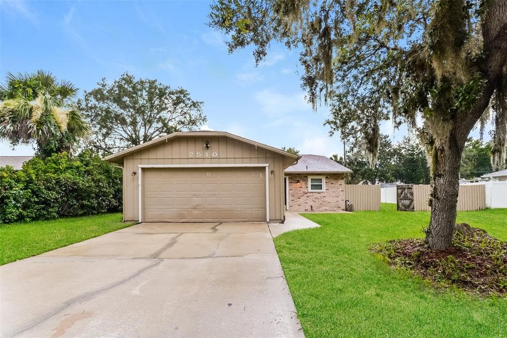 2510 YULE TREE DRIVE EDGEWATER, FL 32141