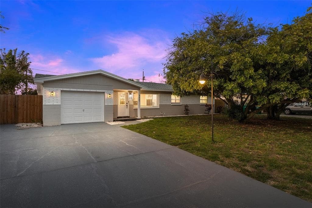 3485 FLORAL DRIVE