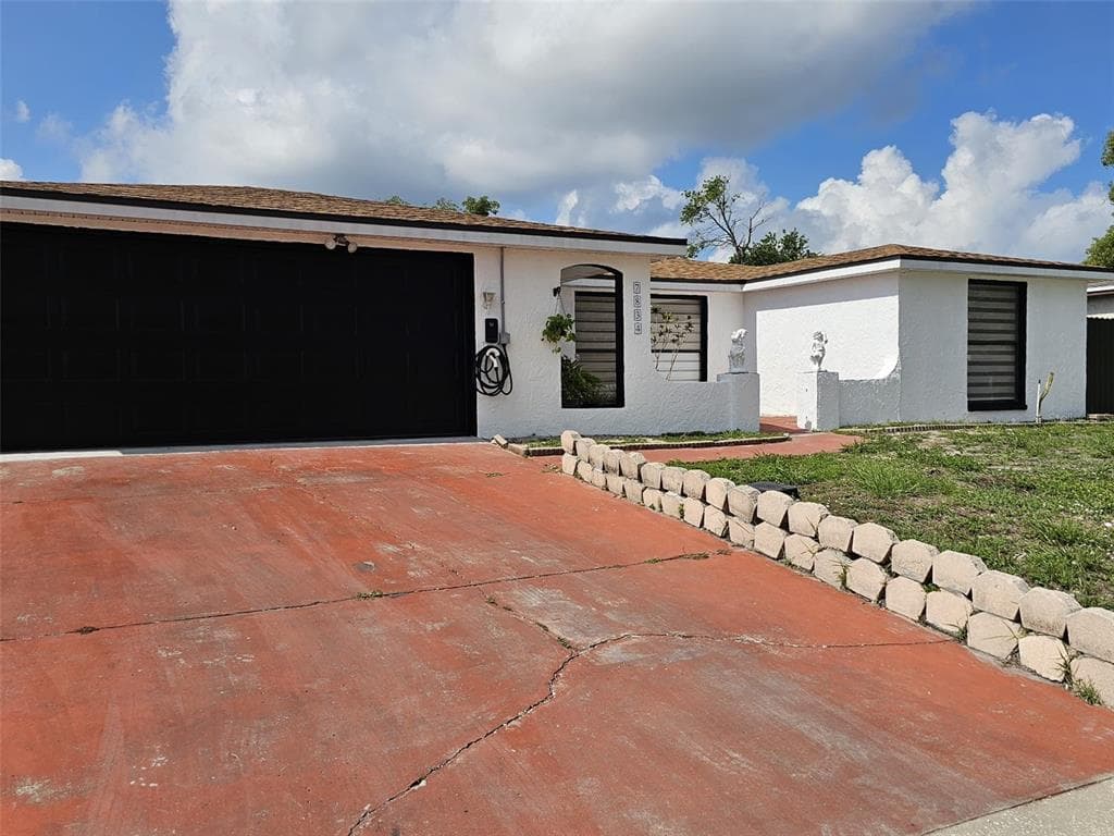 7834 TREASURE POINTE DRIVE PORT RICHEY, FL 34668
