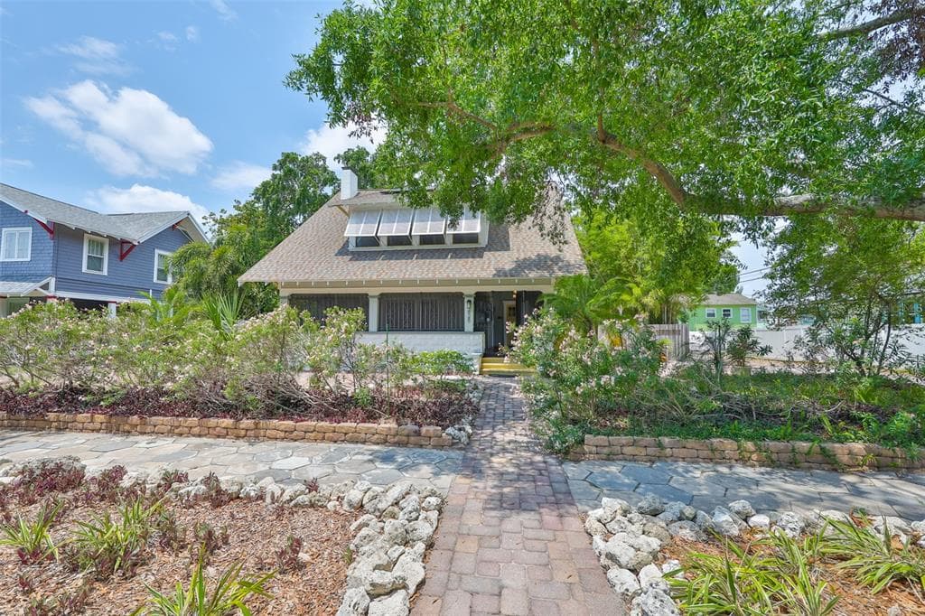 1825 2ND STREET S ST PETERSBURG, FL 33705