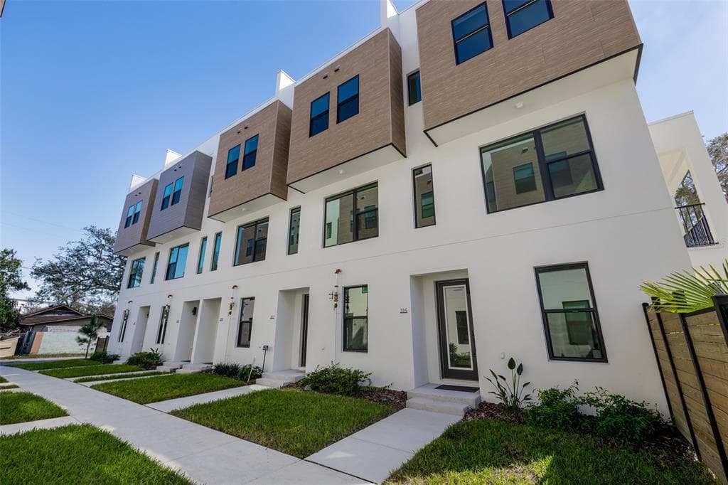 317 15TH STREET N ST PETERSBURG, FL 33705